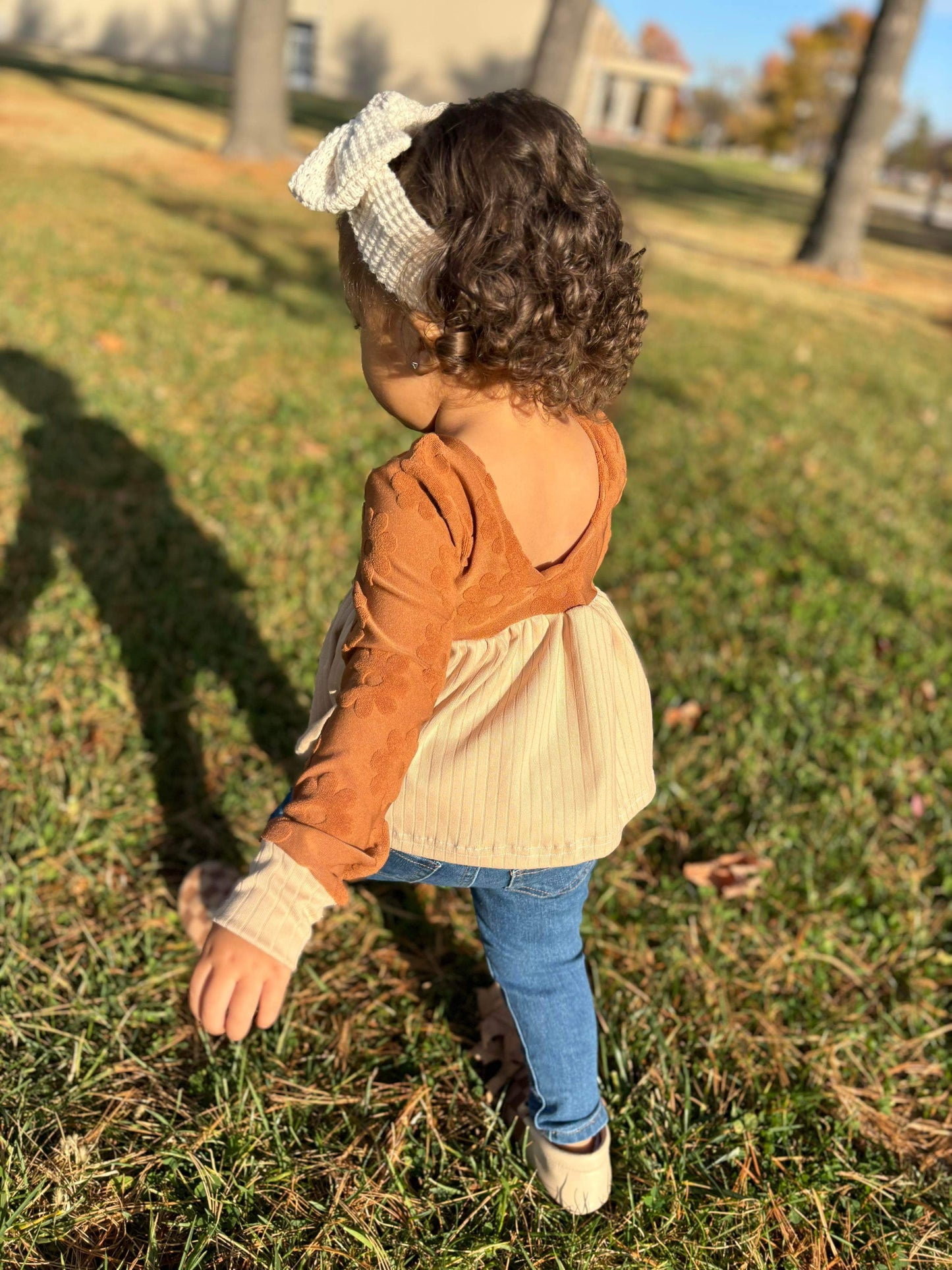 Magnolia Top- Neutral Floral
